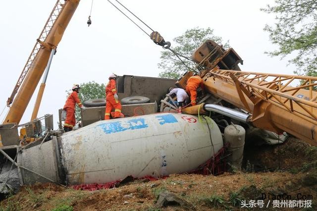 吊车事故案例图片